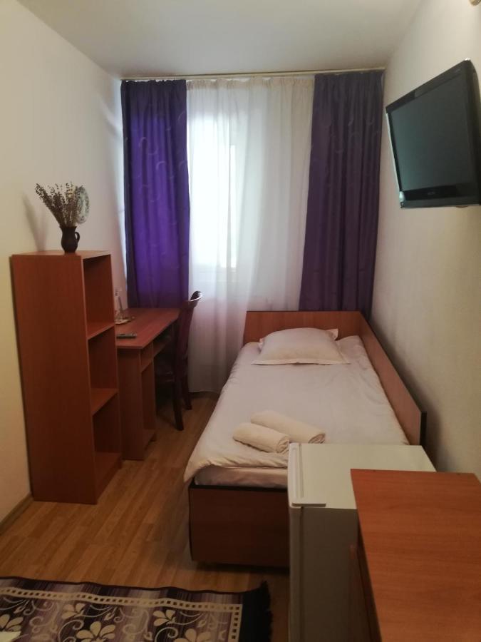 Pensiunea Broscuta Хорезу Экстерьер фото
